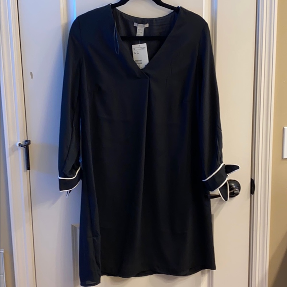 H & M tie sleeve black dress NWTs Sz10
